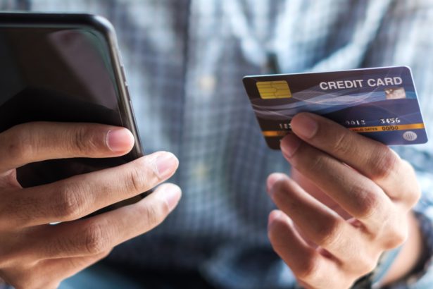 Online shopping and e commerce